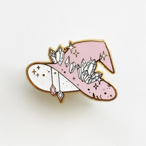 Crystal Witch Hat Enamel Pin(pink)