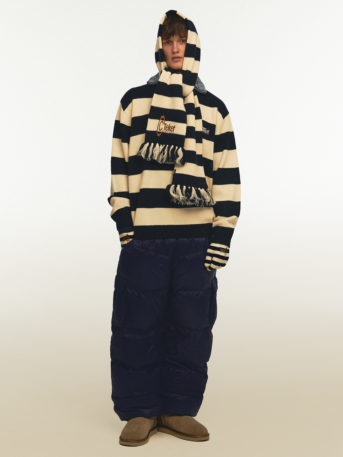 [teket] / ☆ 24FW Pajama Stripe Sweater / Navy Pajama Stripe Sweater Navy - teket