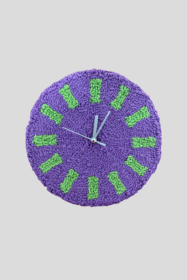 Analog silent tufting wall clock