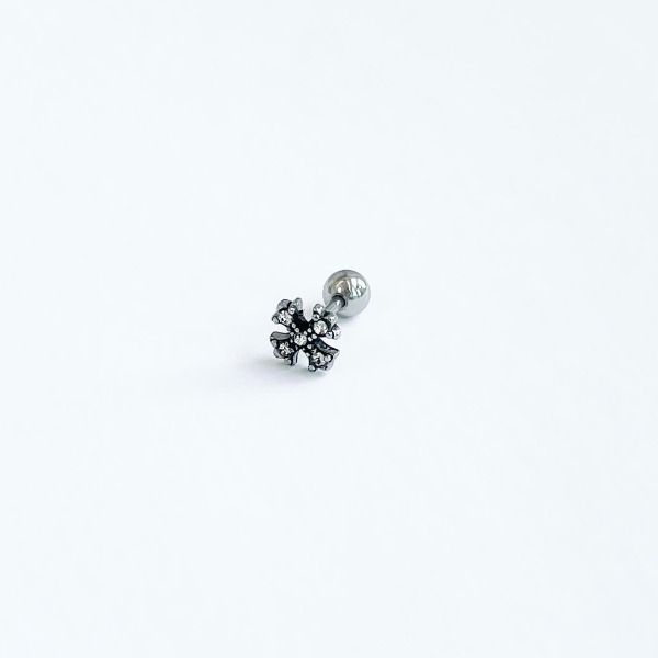 cross  Cubic Layered Piercing