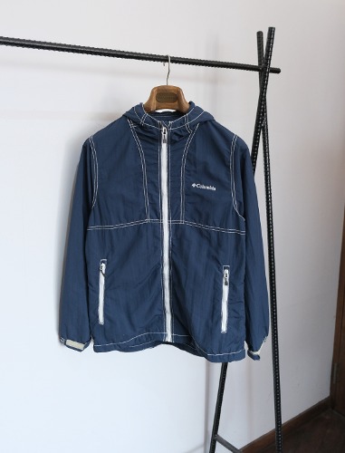 columbia windbreaker