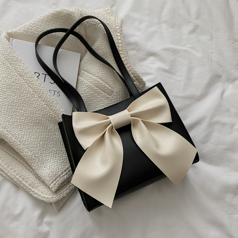 여성가방 스몰백 봄여름패션 리본 달달 숄더 크로스백 가방