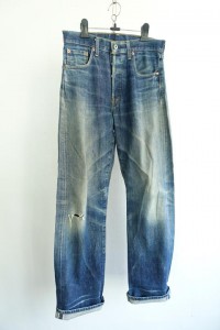 LEVI&#039;S 702 (30)