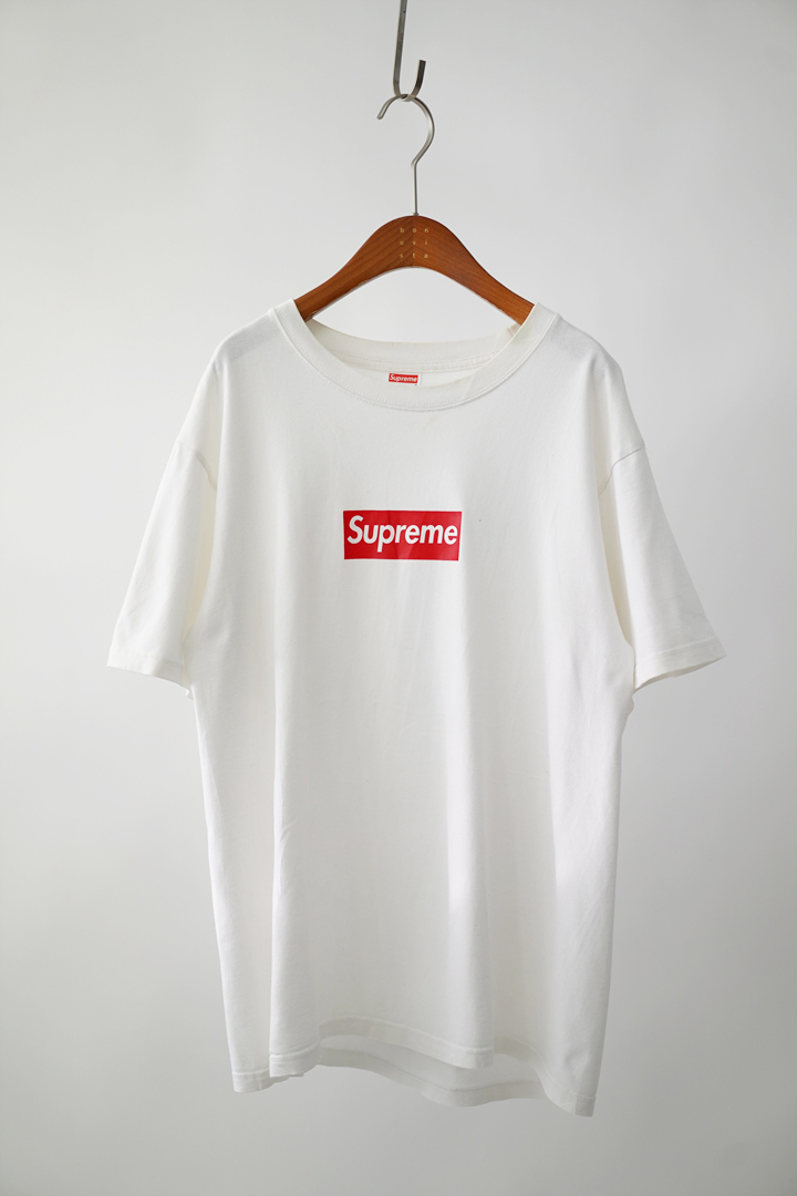 SUPREME made in u.s.a