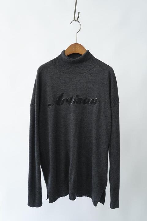 ARTISAN - pure wool knit top