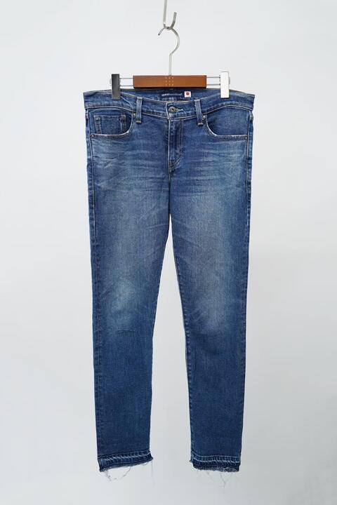 LEVI&#039;S MADE &amp; CRAFTED (30)