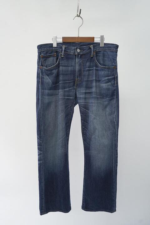 LEVI&#039;S 502 (36)