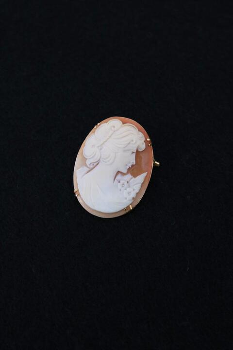 vintage porcelain cameo brooch