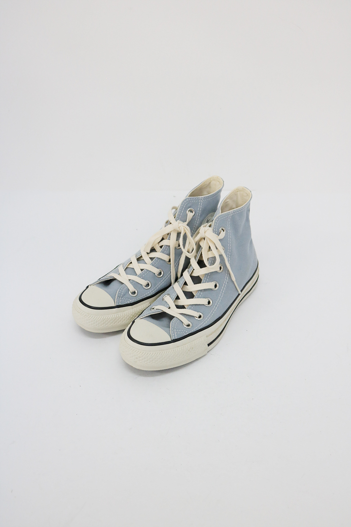 CONVERSE (230)