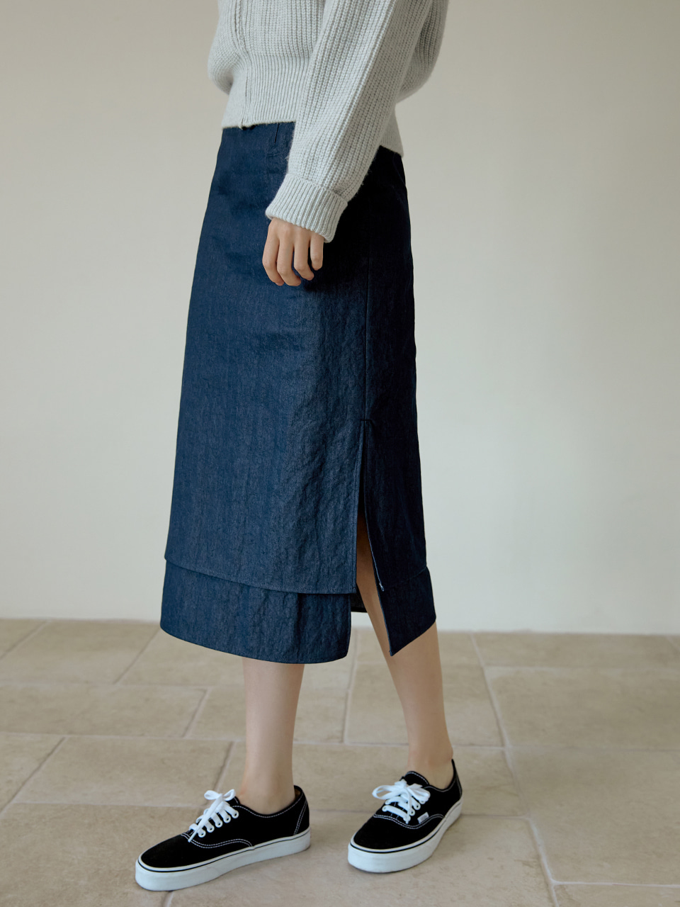 Double slit denim skirt (blue)