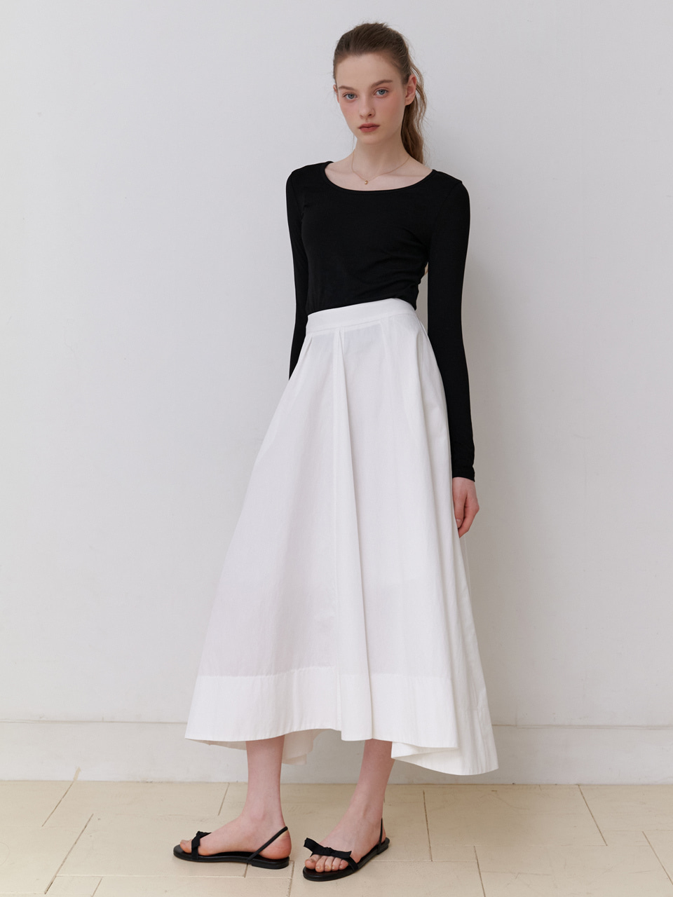 Summer wave flare skirt (ivory)