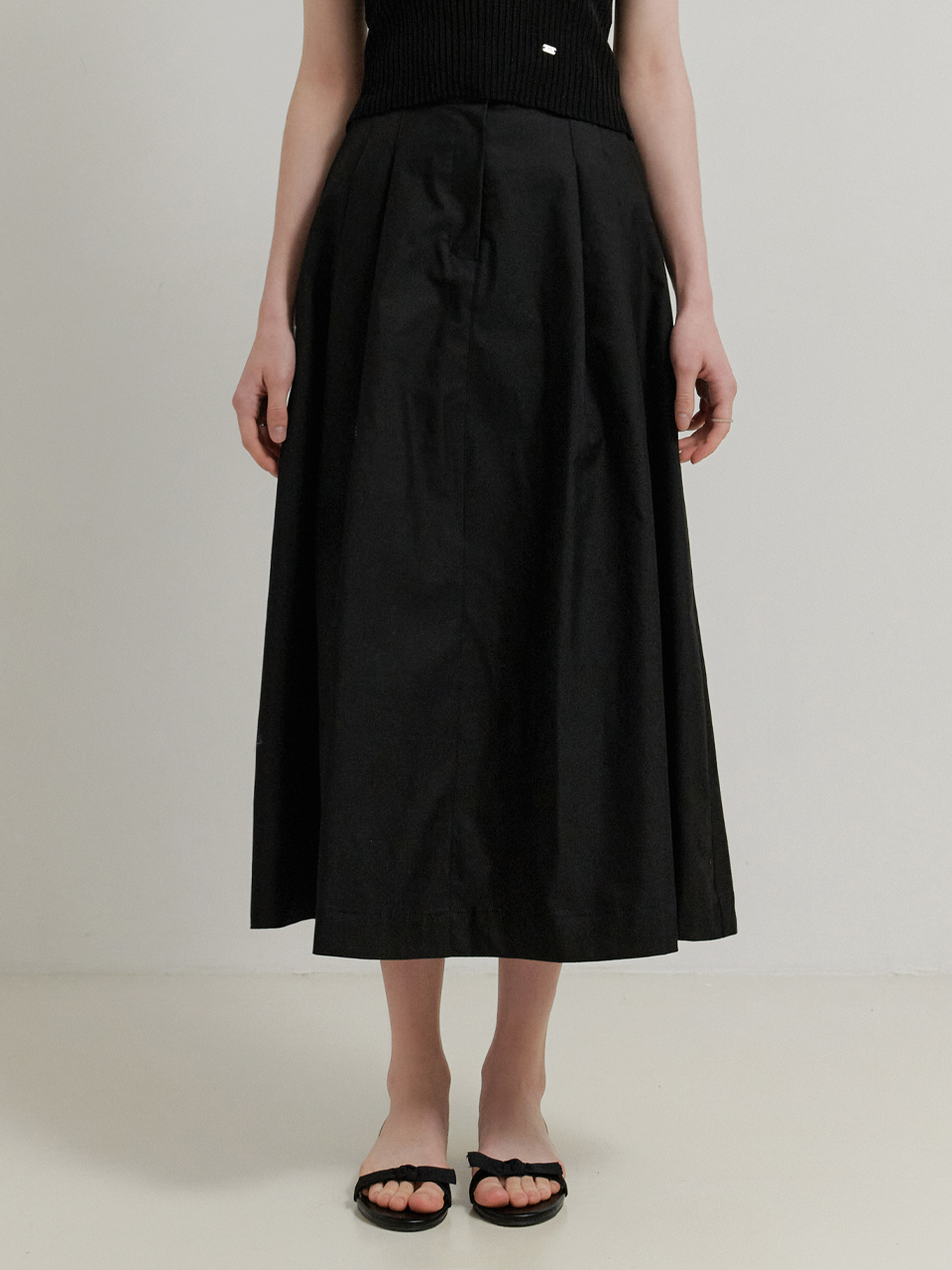 Wade pintuck skirt (black)