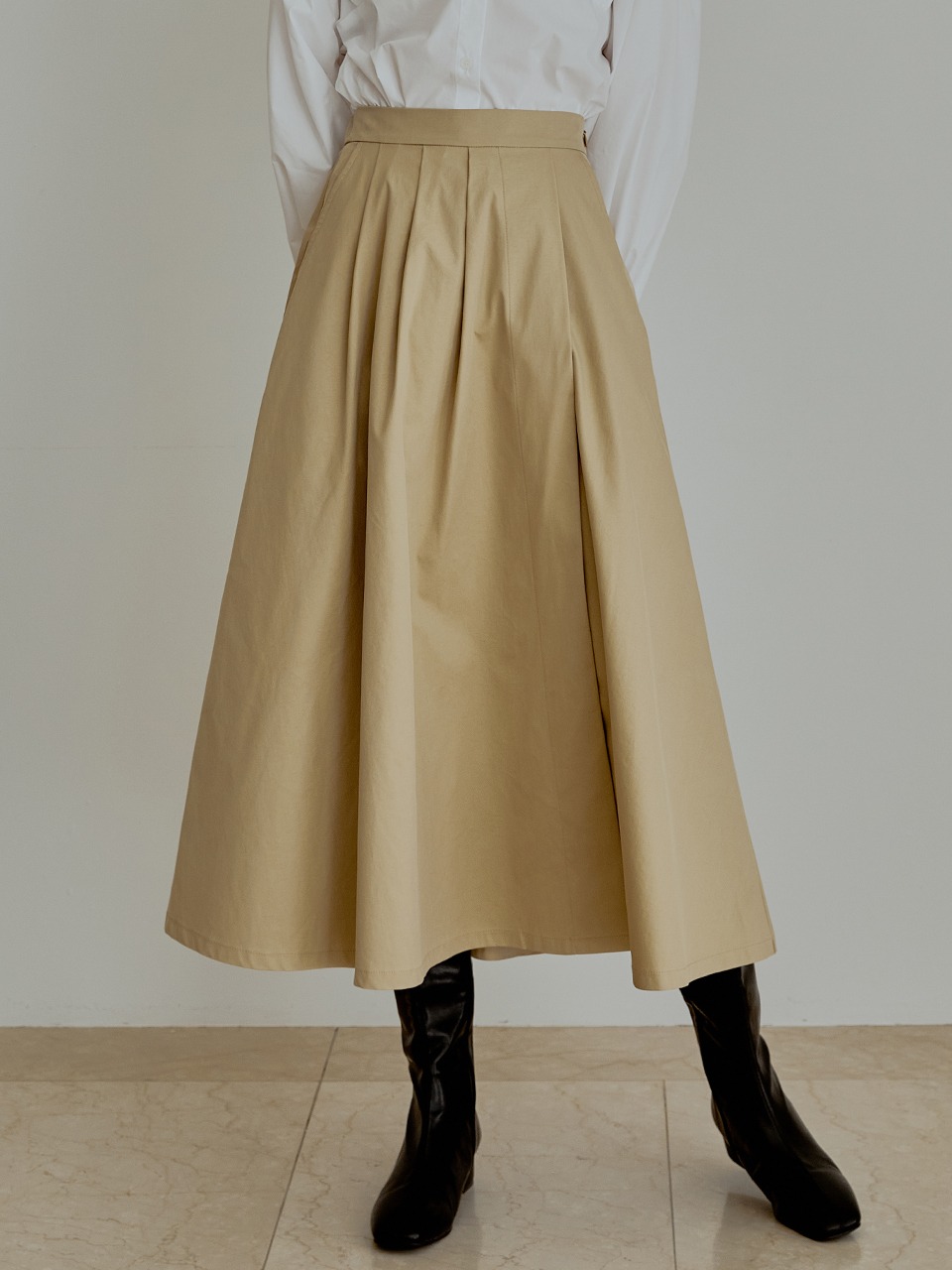 Pintuck wrap skirt (beige)