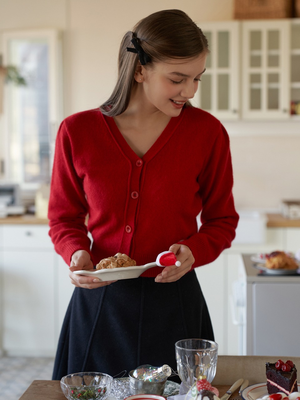 Raccoon v cardigan (red)