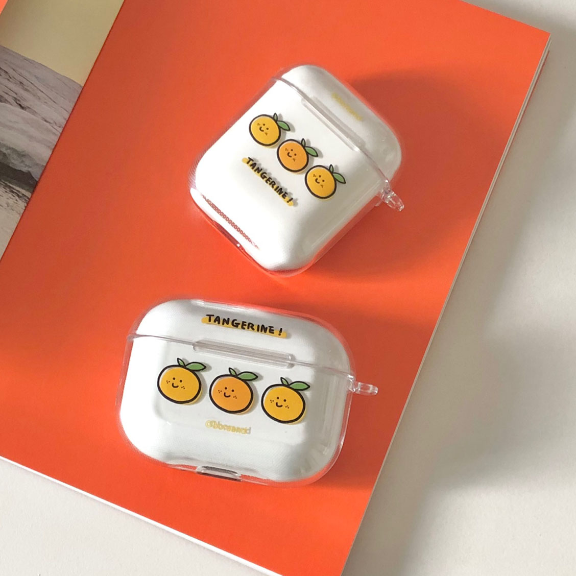 Three tangerines air pods case (hard)