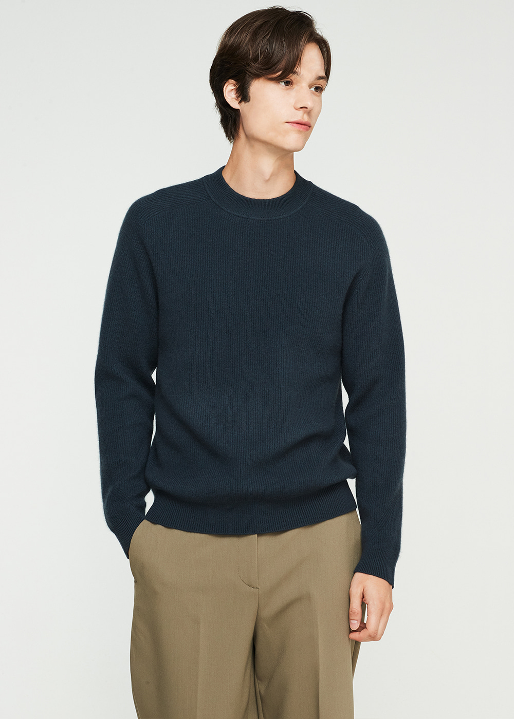 Semi mockneck pullover  (cement) 20%