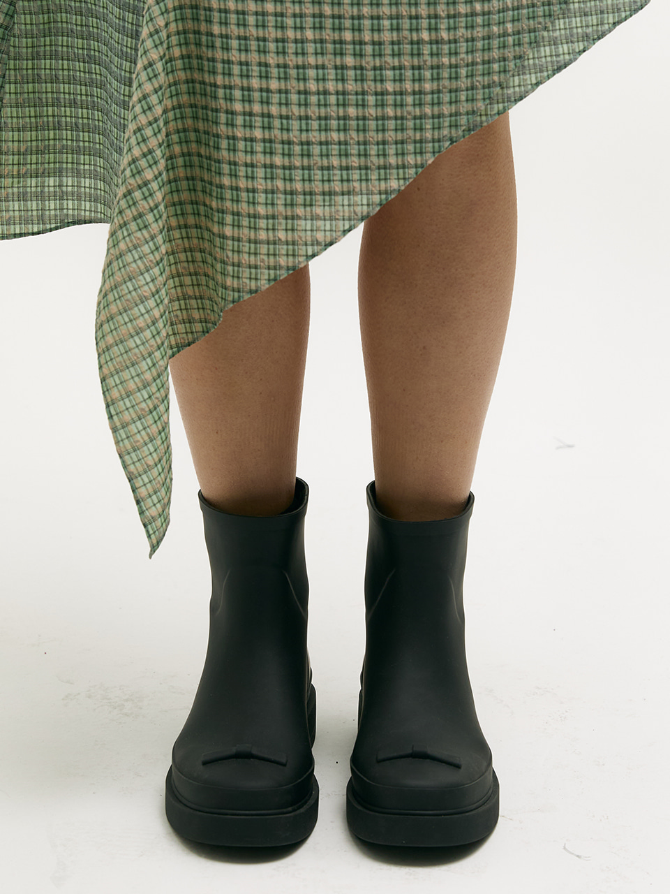 [Margesherwood] / ☆ RIBBON RUBBER BOOTS SHORT / black RIBBON RUBBER BOOTS SHORT_black - MARGESHERWOOD