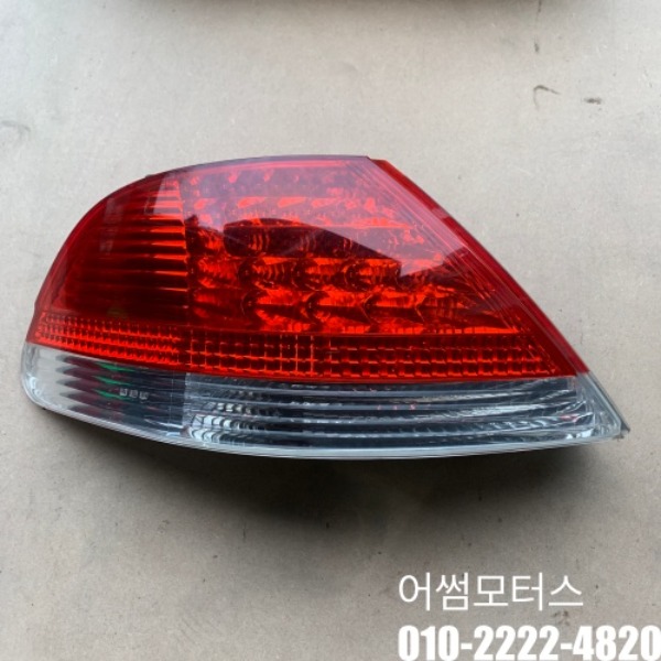 bmw 7시리즈 e65 e66 후기형 운전석 후미등 6911785 7164739