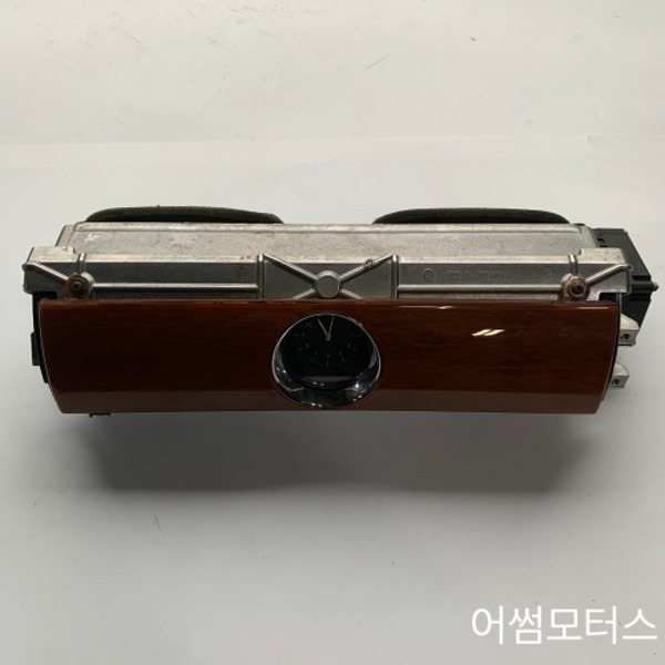 폭스바겐 페이톤 중앙 송풍구 3D0919204D 3D0819728