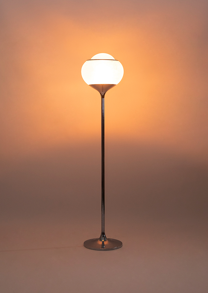 100065. bud grande floor lamp, Guzzini