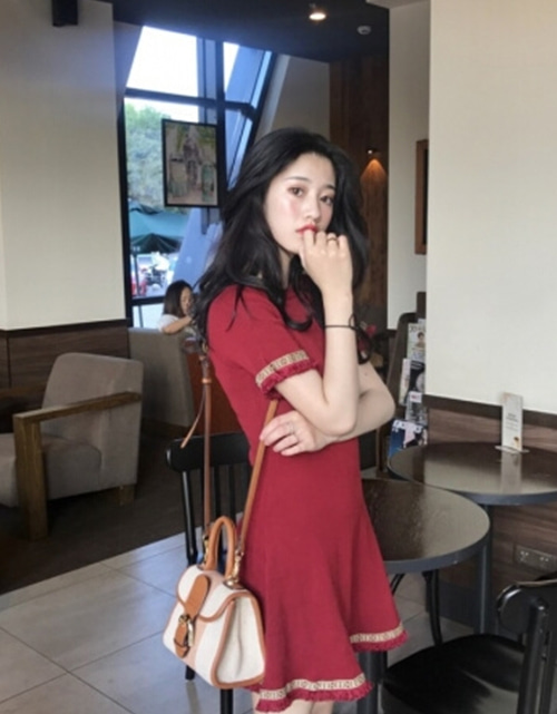 [해외] 단색 반소매 니트 드레스 여성 짧은 치마 레드 크기 (160/84A)