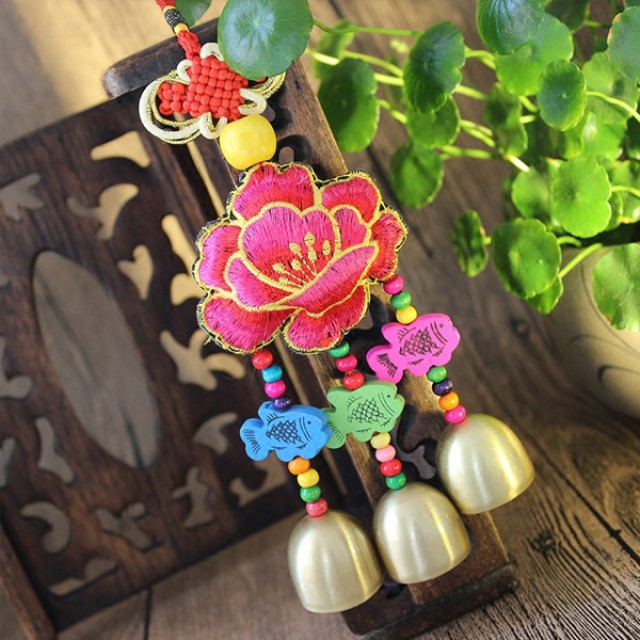 [해외] 패션 운남 소수민족 기념품 자수 구리방울(2개묶음 색상랜덤)