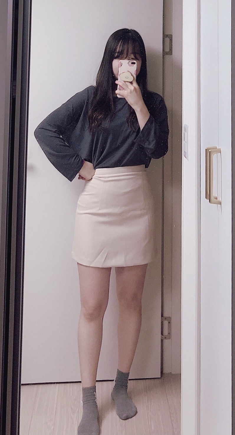 163cm 55사이즈인데, 어깨가 좁은 체형이라서 자켓은 어깨부분만 살짝 루즈핏 느낌으로 REVIEW - Modernrobe