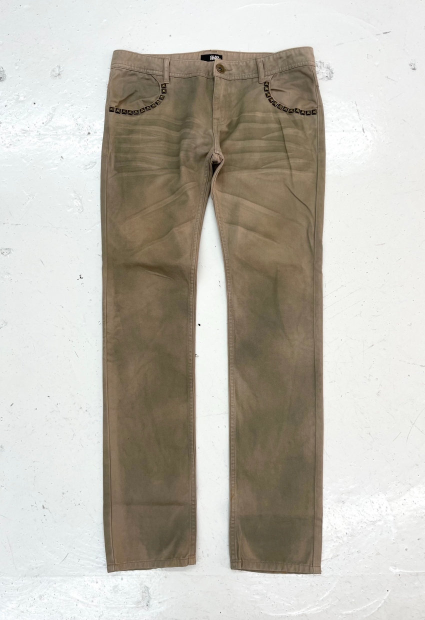 GLAD NEWS Dirty Wash Pants