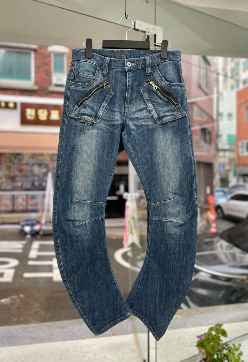 PPFM Curved Jeans