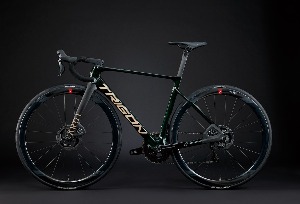 [예약 주문/ 런칭이벤트/ 15% 할인 적용되어 있음.] TRIGON AR01 // RACING-GREEN