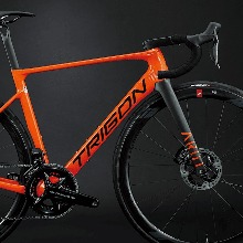 [예약 주문/ 런칭이벤트/ 20% 할인 적용되어 있음.] TRIGON AR01 // SPEED-ORANGE