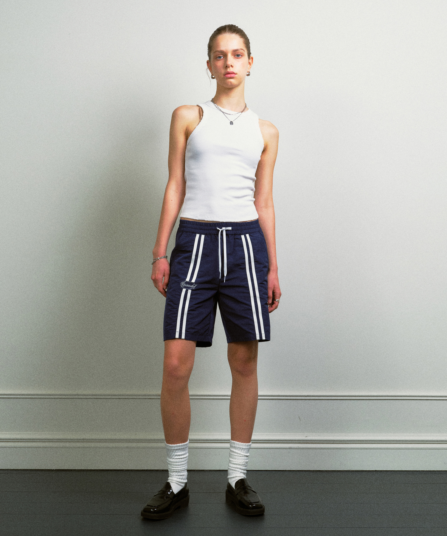 TWO LINE SHORT PANTS [NAVY]