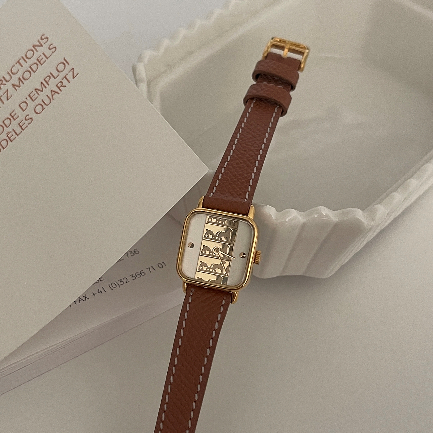 HERMES Calèche gold watch