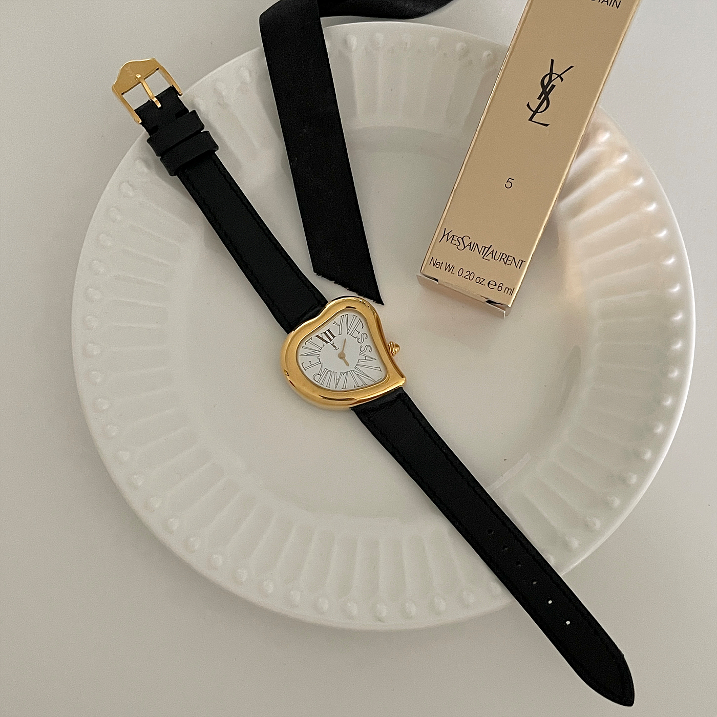 YSL 40th anniversary heart gold watch  (limited edition)