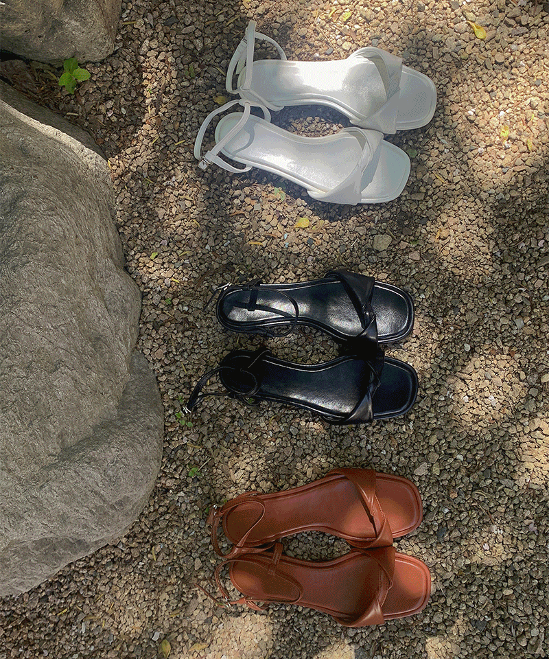 Kinch Strap Sandals