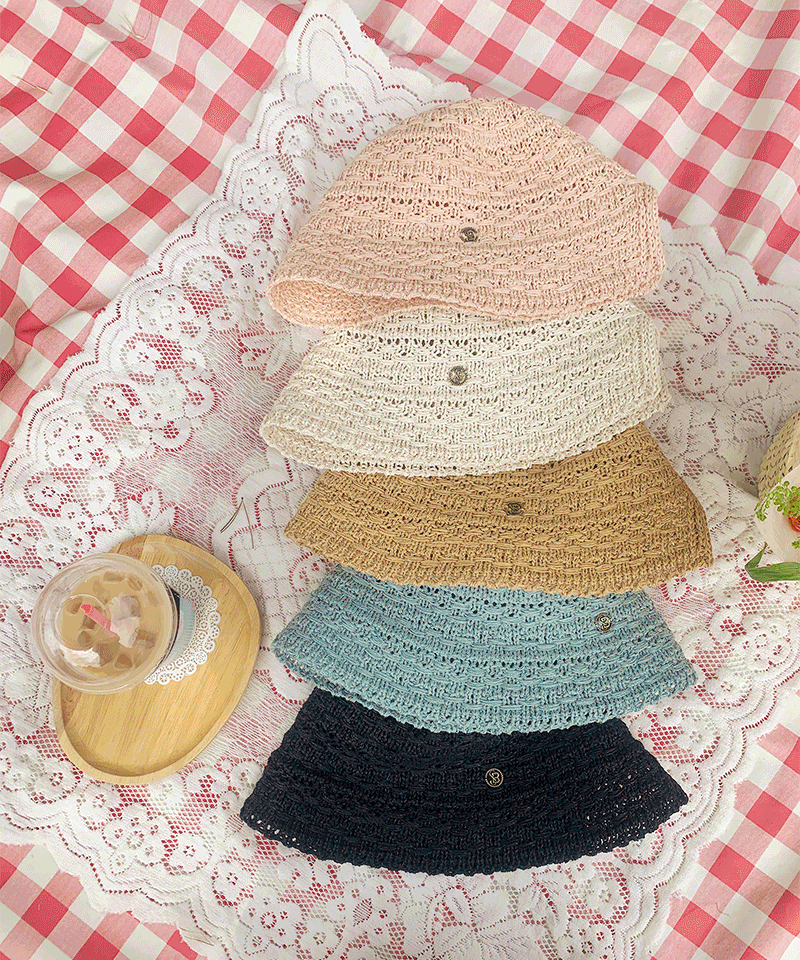 Dream summer bonnet bucket hat.