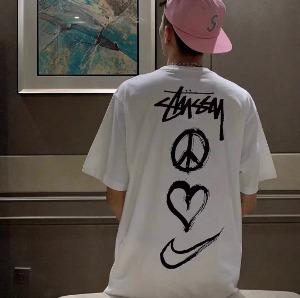 NIKE X STUSSY 나이키 스투시 핸드프린팅 로고 반팔티셔츠