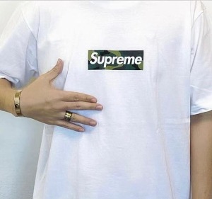 SUPREME 카모플라쥬 반팔티셔츠