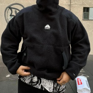 슈프림 x 나이키 ACG 플리스 풀오버 블랙 - 22FW