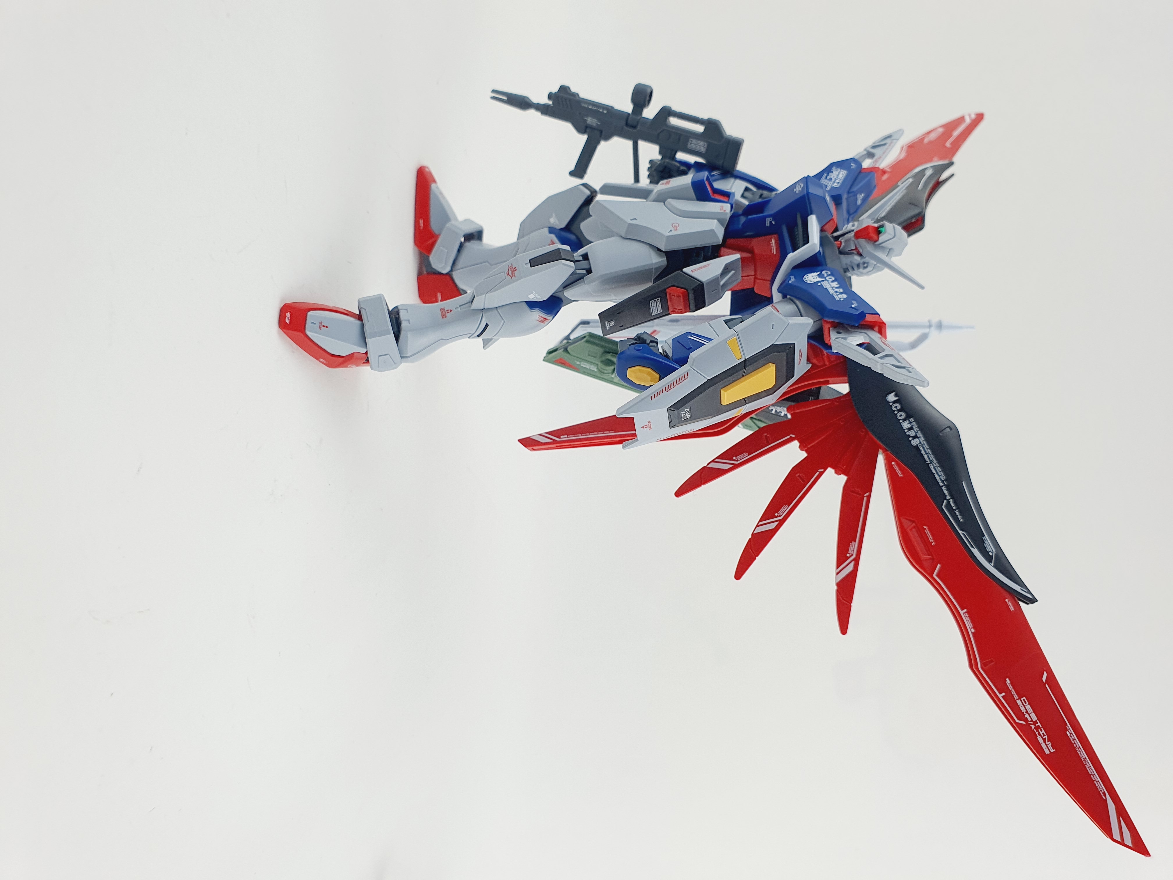 HG デルタザイン HG 1/144 デルタザイン銀灰の幻影Delta Zayin – 榮興玩具