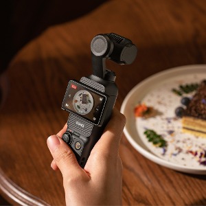 DJI Osmo Pocket 3 크리에이터 콤보