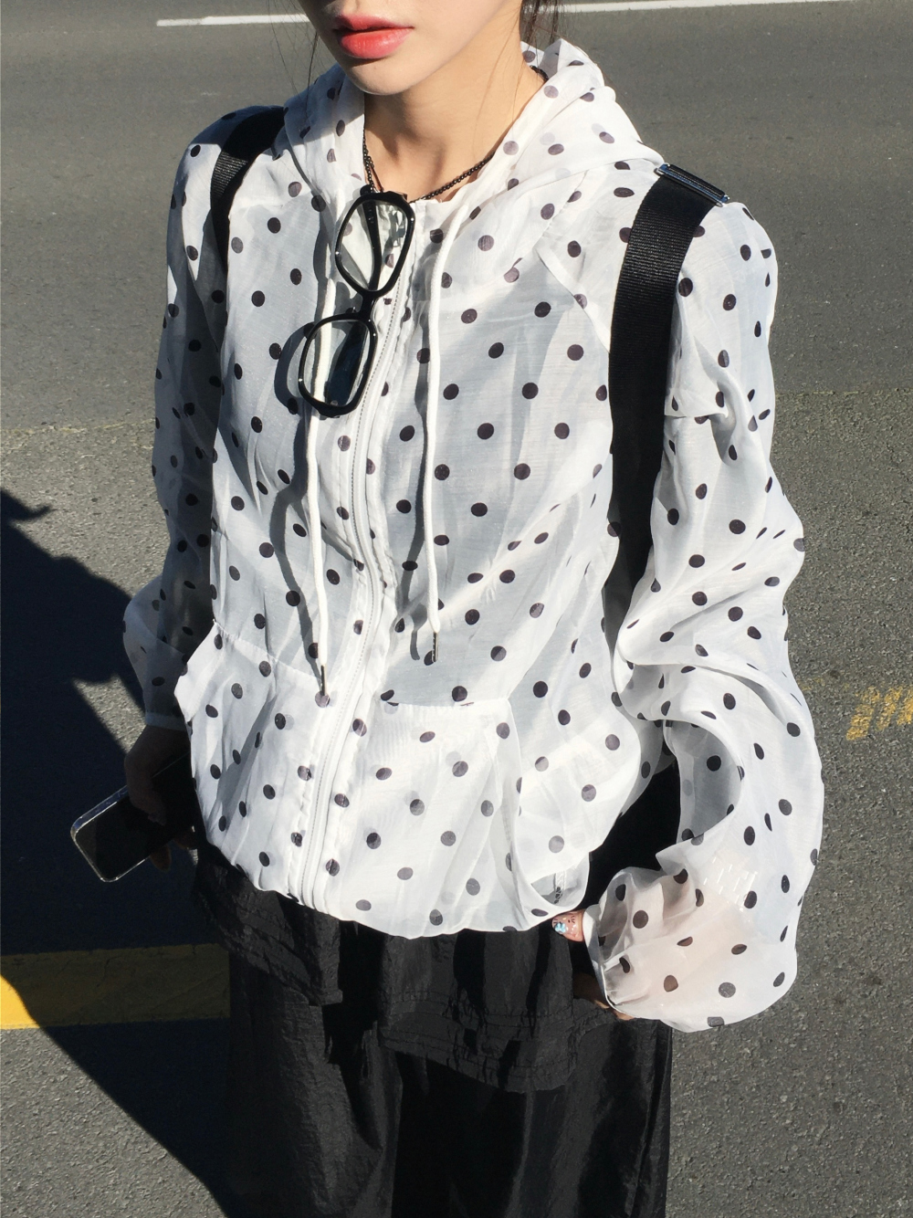 블라우스 모델 착용 이미지-S2L16