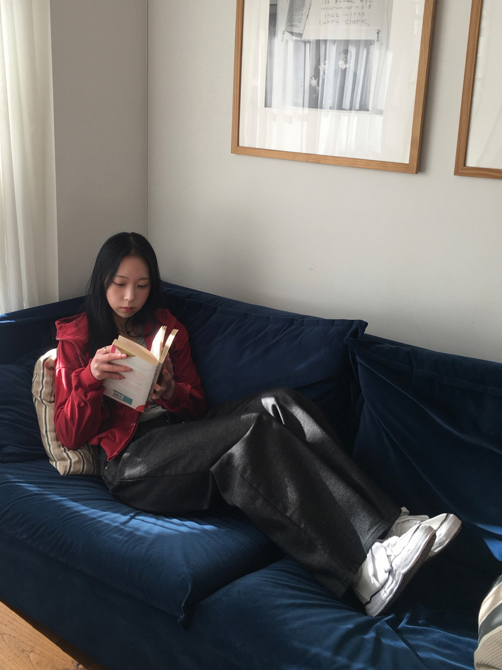 바지 모델 착용 이미지-S2L10