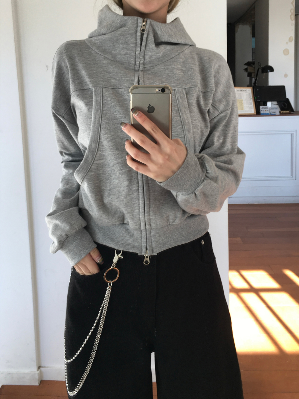 재킷 모델 착용 이미지-S2L3