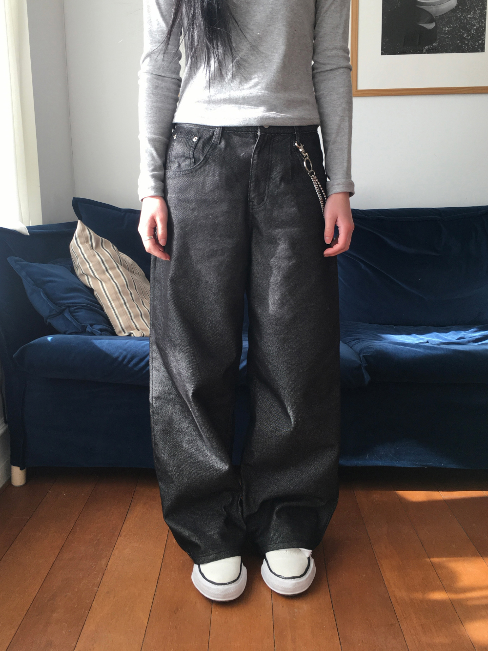 바지 모델 착용 이미지-S2L6