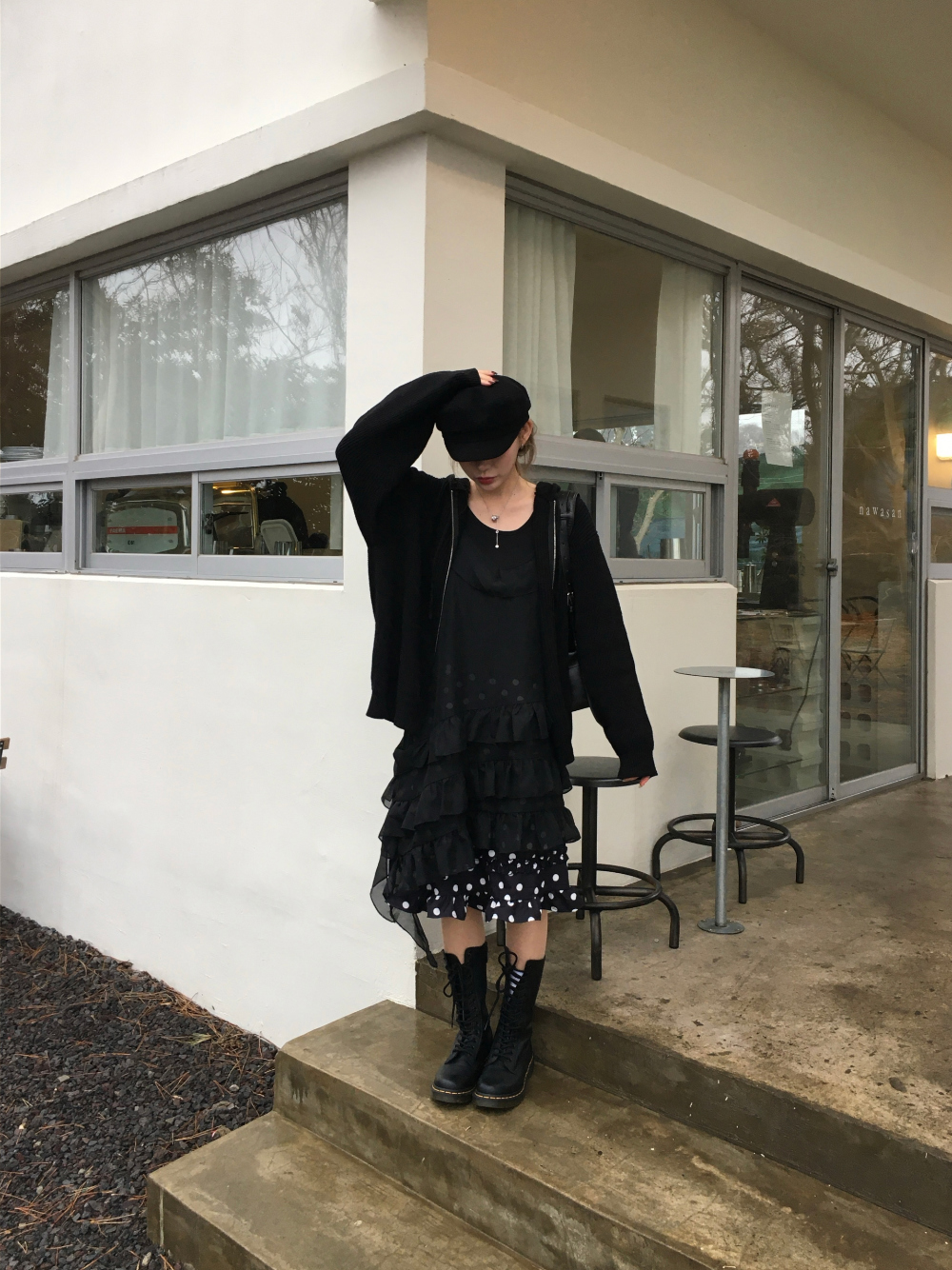 미니 스커트 모델 착용 이미지-S2L25