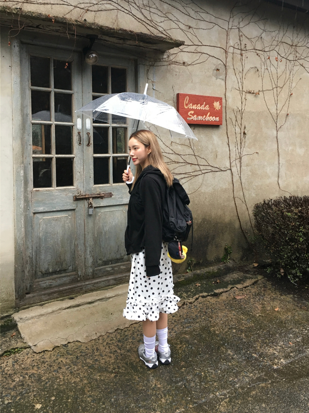 미니 스커트 모델 착용 이미지-S2L20