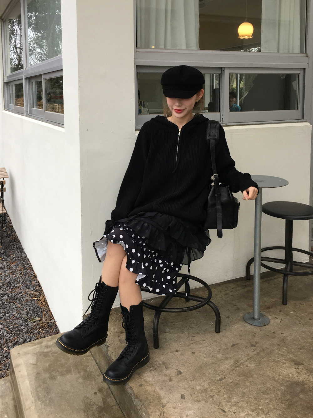 미니 스커트 모델 착용 이미지-S2L37