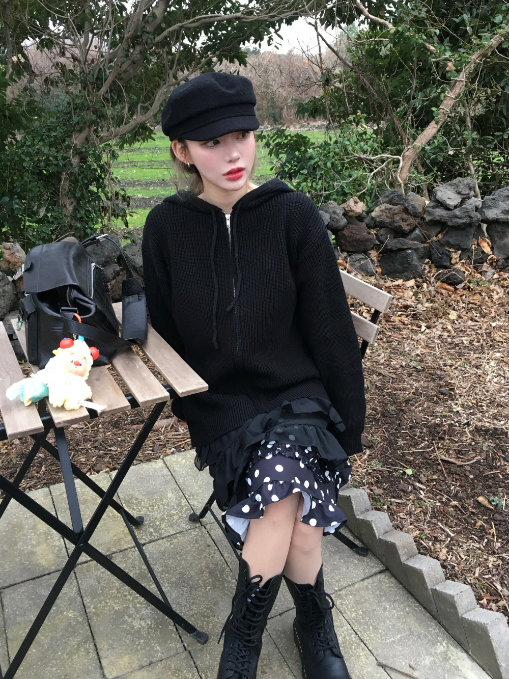 미니 스커트 모델 착용 이미지-S2L27