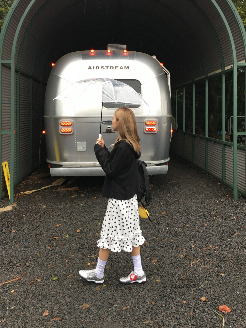 미니 스커트 모델 착용 이미지-S2L15